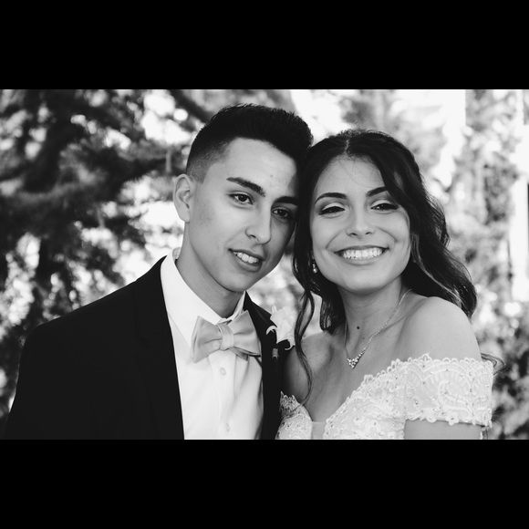 Meet your Posher, Samantha - Picture 2 of 3